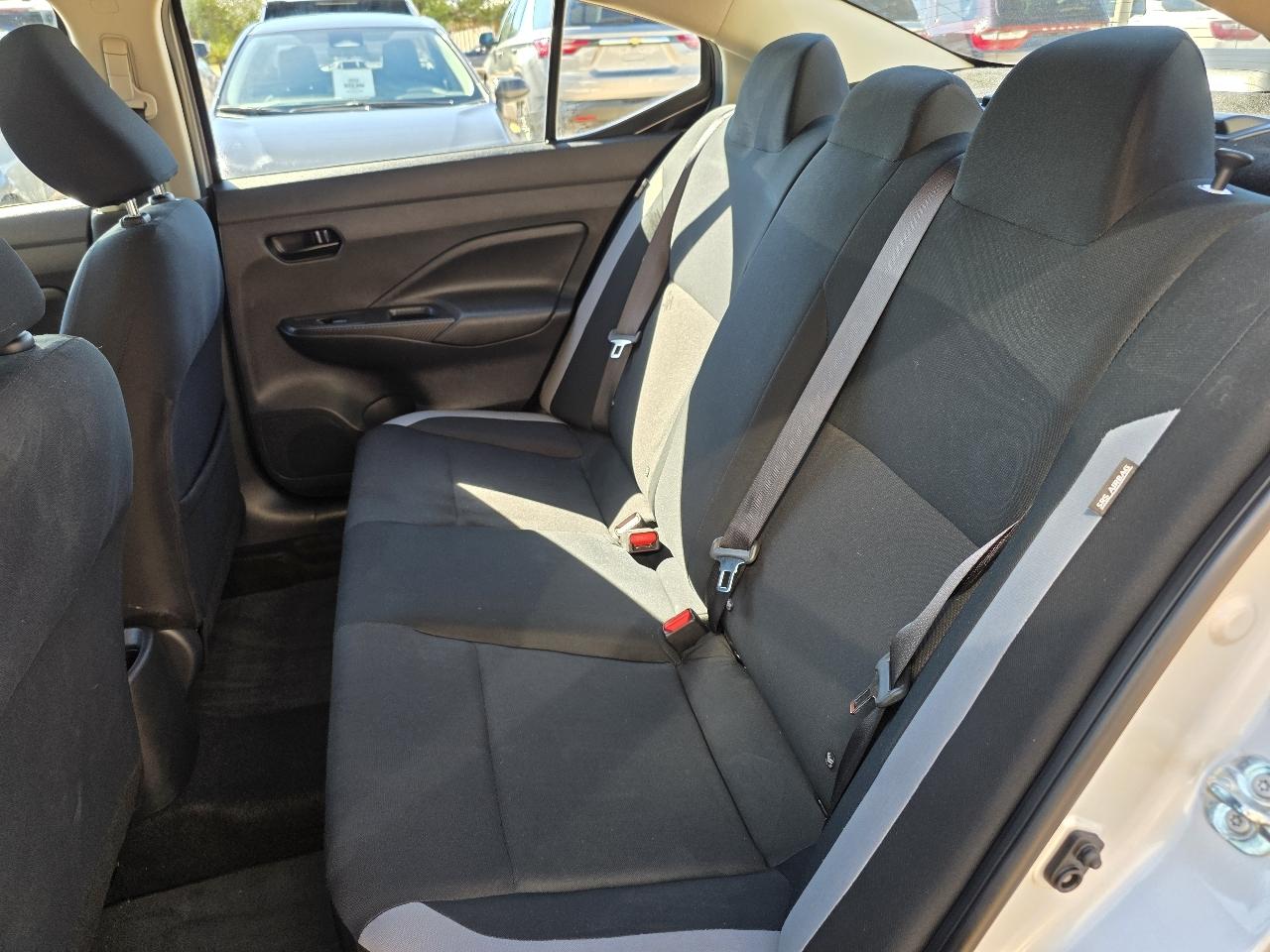 Nissan Versa S CVT 2025
