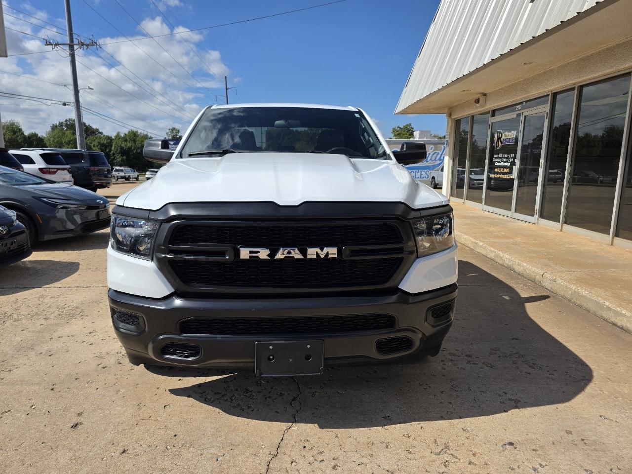 RAM 1500 Tradesman 4x4 Quad Cab 6'4" Box 2024