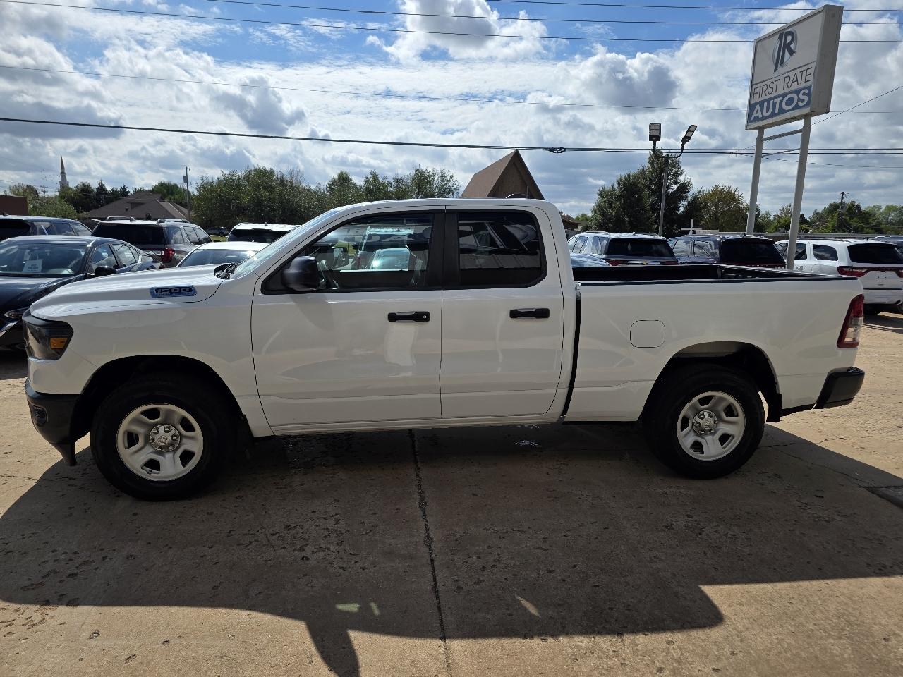 RAM 1500 Tradesman 4x4 Quad Cab 6'4" Box 2024