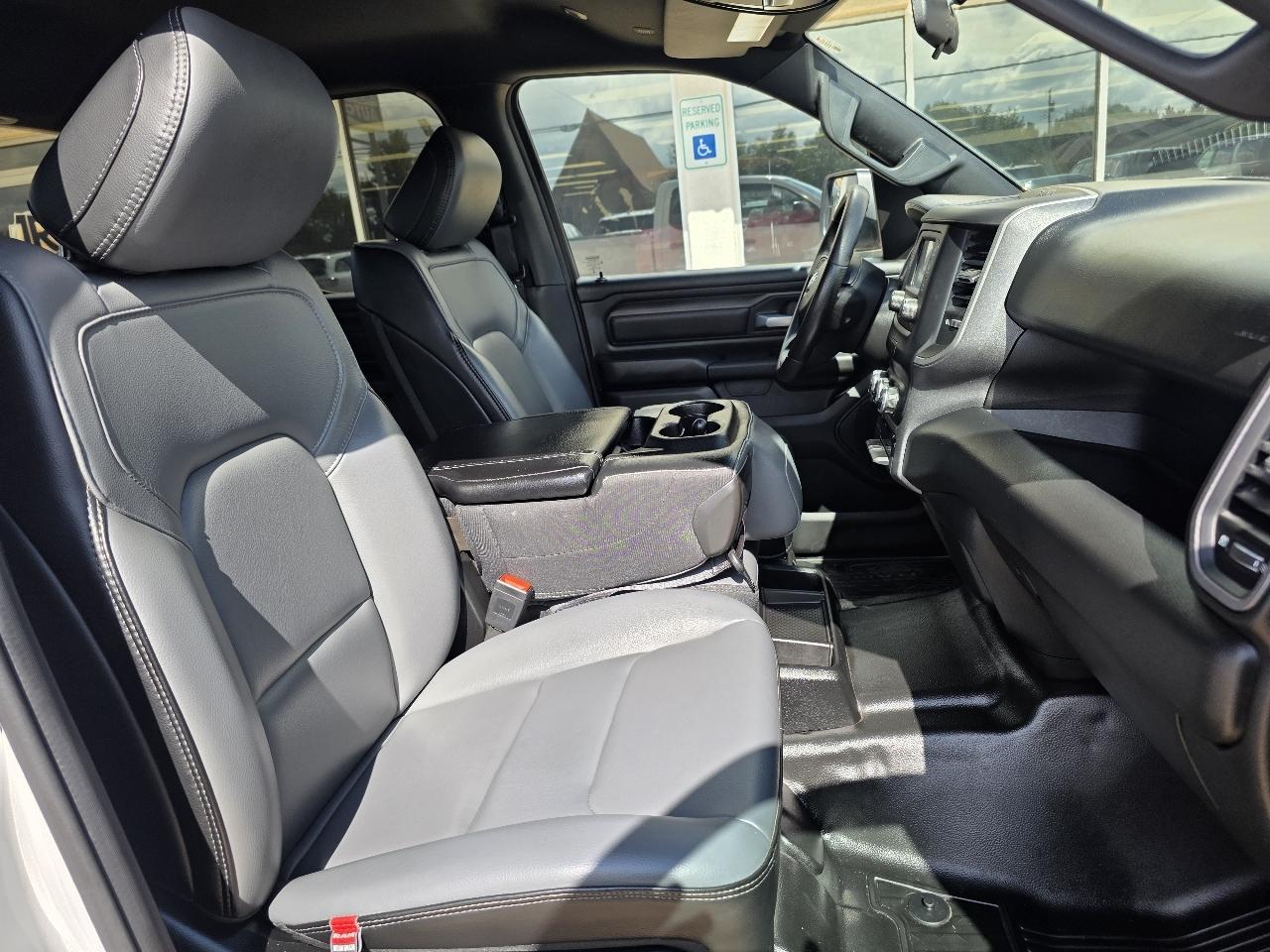 RAM 1500 Tradesman 4x4 Quad Cab 6'4" Box 2024
