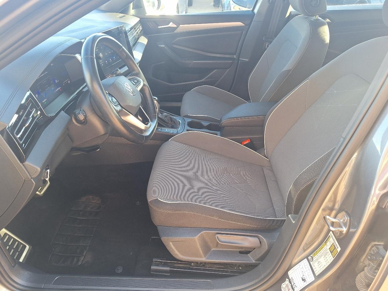 Volkswagen Jetta Sport Auto 2025