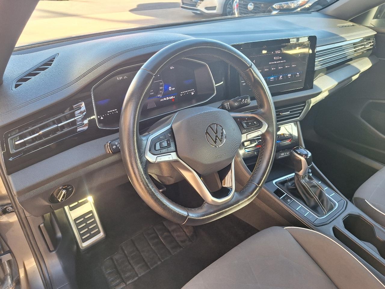 Volkswagen Jetta Sport Auto 2025