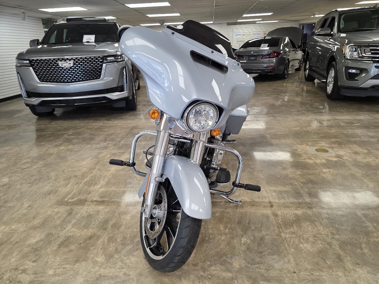 Harley-Davidson FLHX Street Glide 2023