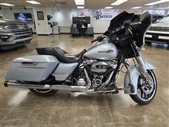 2023 Harley-Davidson FLHX 