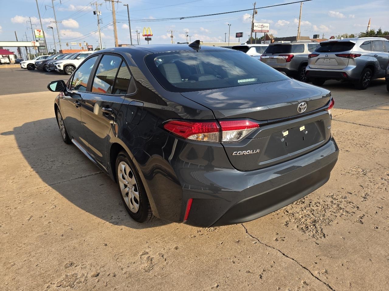Toyota Corolla LE CVT (Natl) 2026