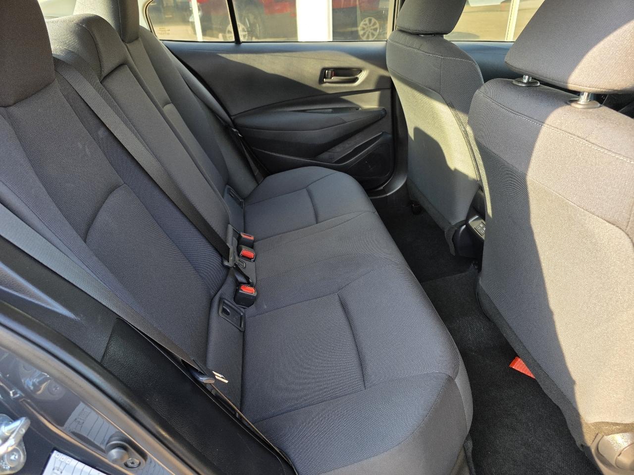 Toyota Corolla LE CVT (Natl) 2026