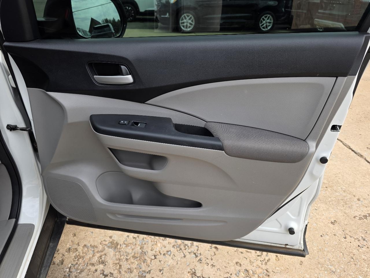 Honda CR-V 2WD 5dr LX 2014