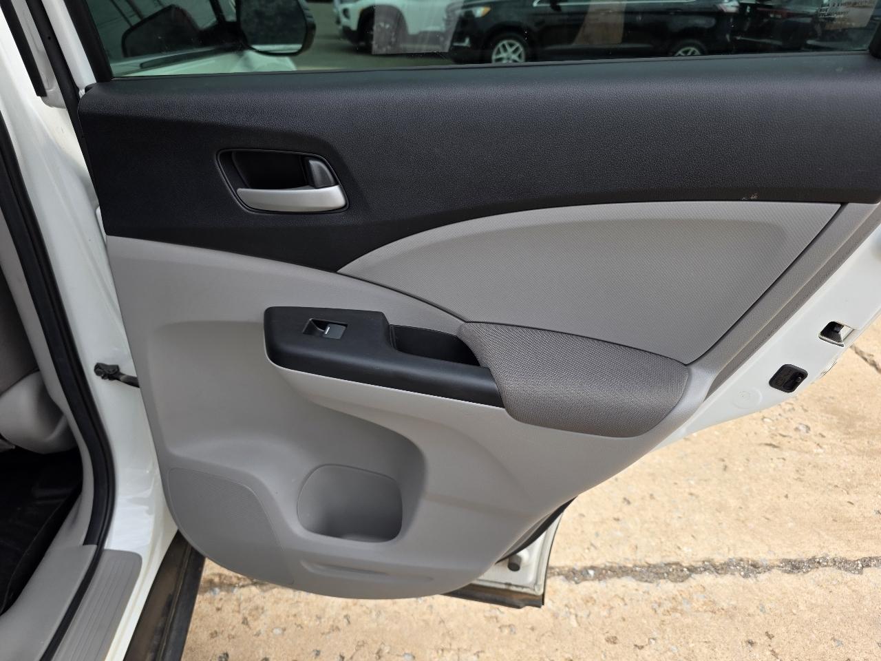 Honda CR-V 2WD 5dr LX 2014