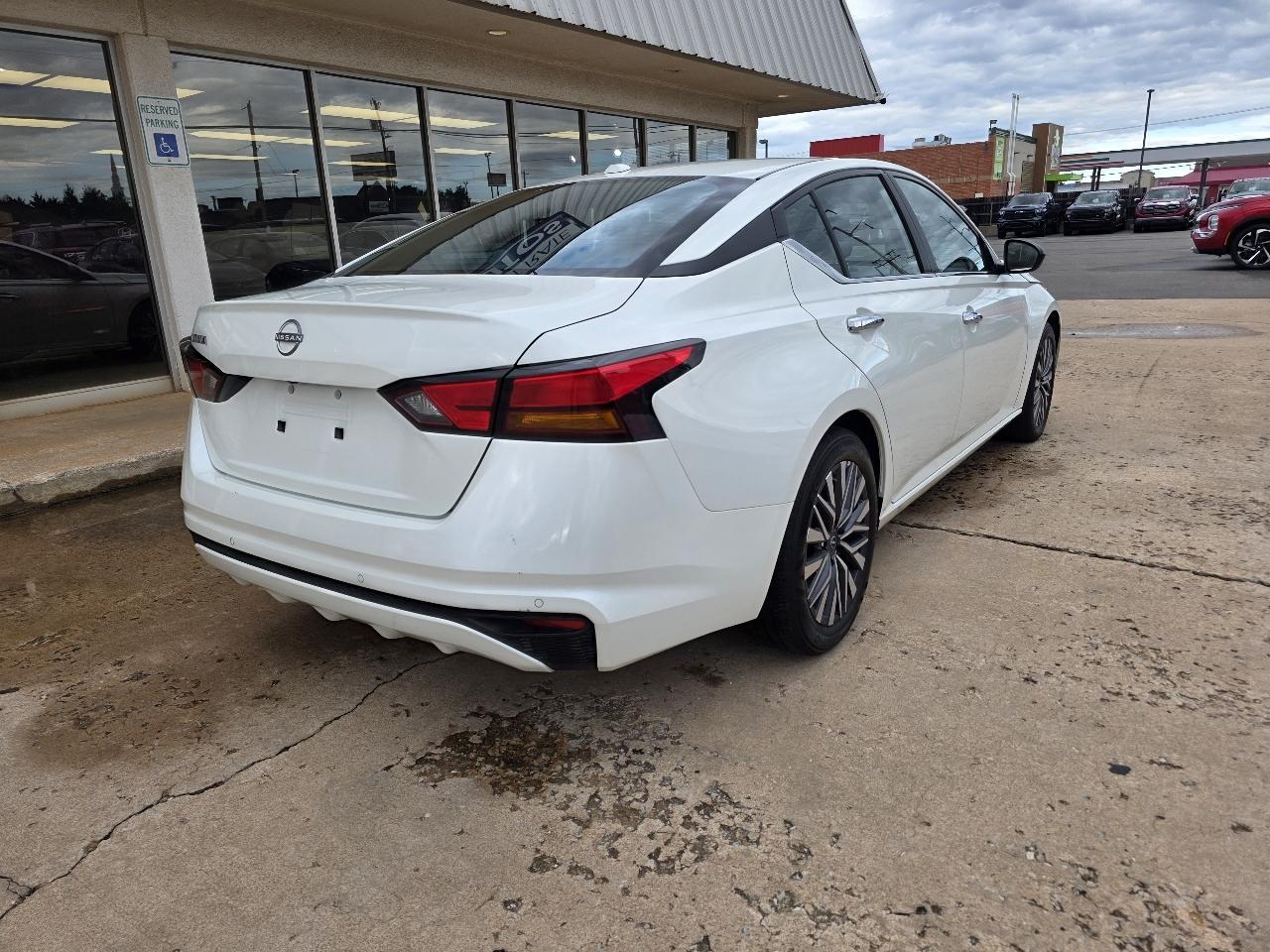 Nissan Altima SV FWD 2025