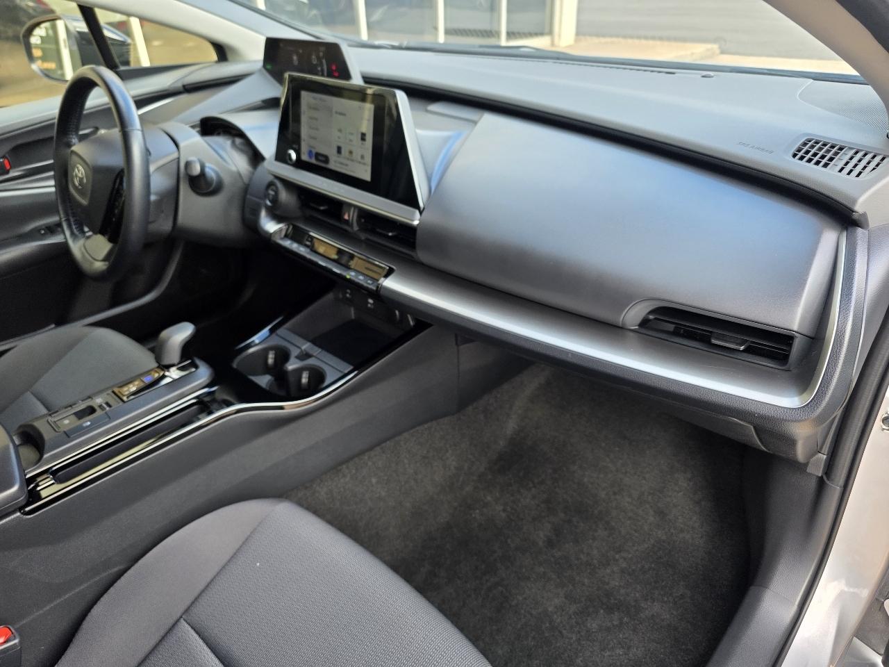 Toyota Prius LE 2025
