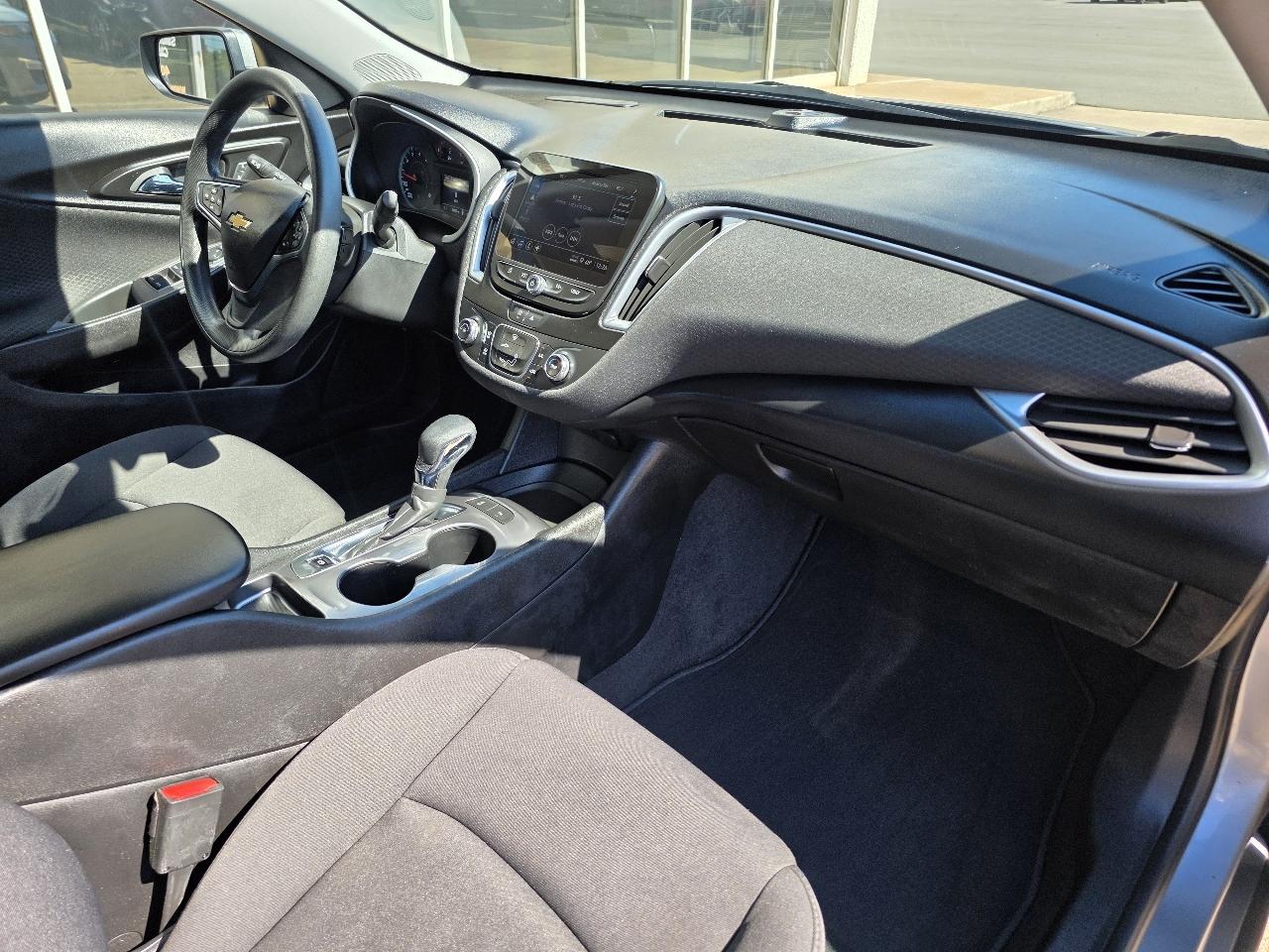 Chevrolet Malibu 4dr Sdn LS w/1LS 2024