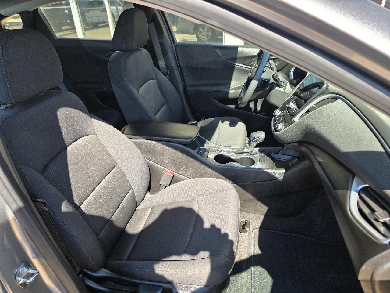 Chevrolet Malibu 4dr Sdn LS w/1LS 2024