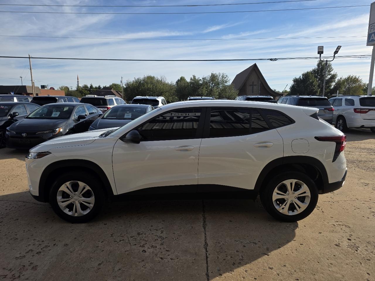 Chevrolet Trax FWD 4dr LS 2026