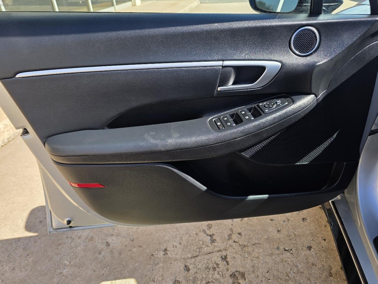 Hyundai Sonata SEL FWD 2025