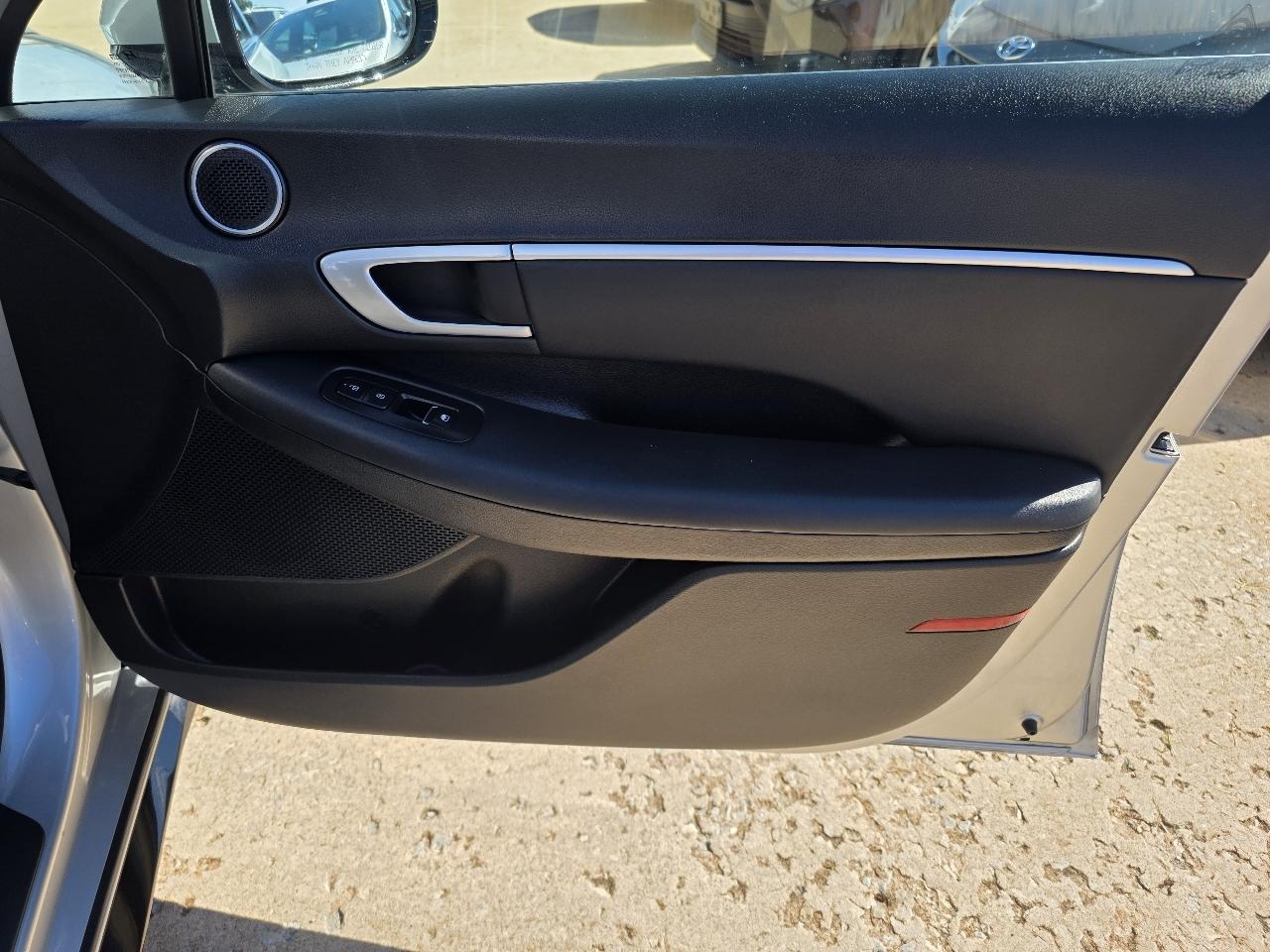 Hyundai Sonata SEL FWD 2025
