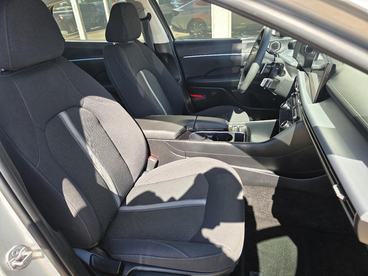 Hyundai Sonata SEL FWD 2025