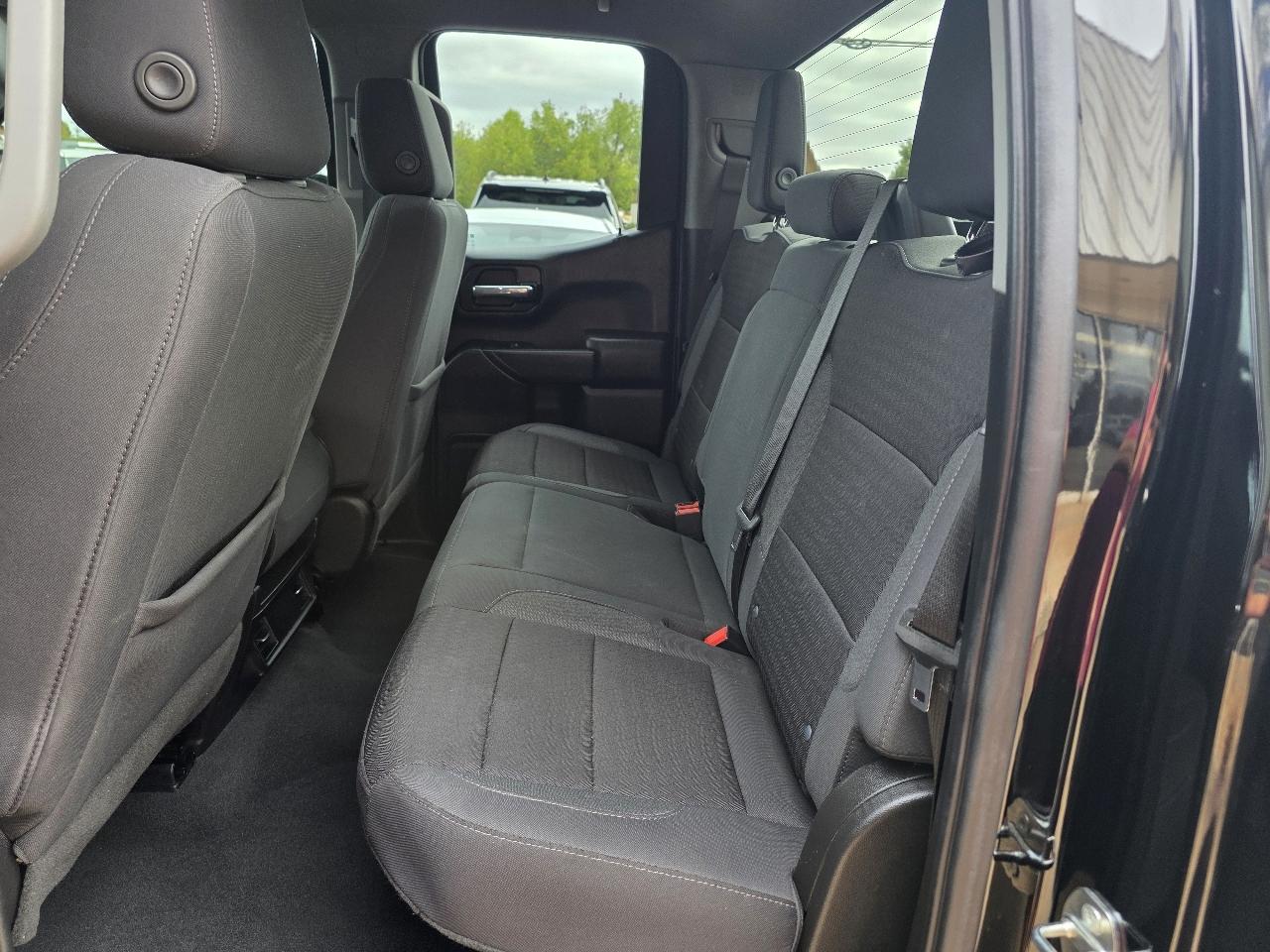 Chevrolet Silverado 1500 2WD Double Cab 147" Custom 2023