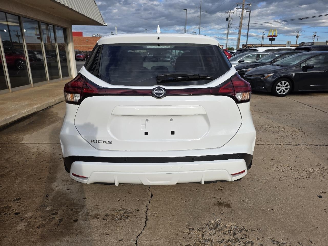 Nissan Kicks S FWD 2024