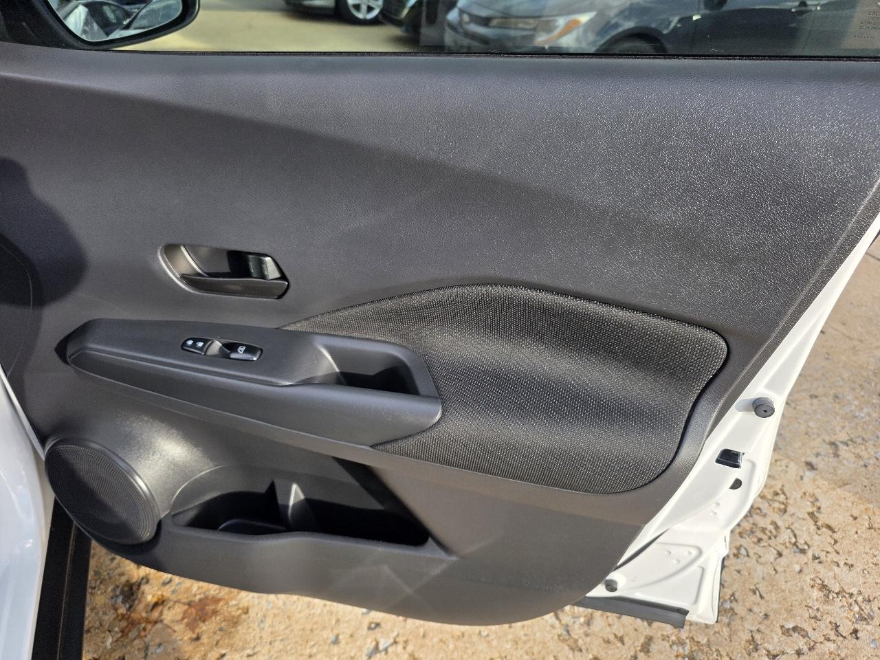 Nissan Kicks S FWD 2024