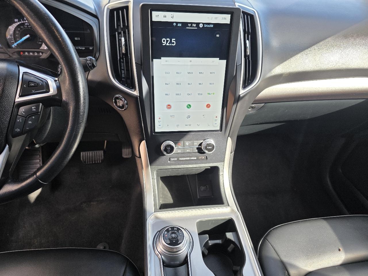 Ford Edge SEL AWD 2024