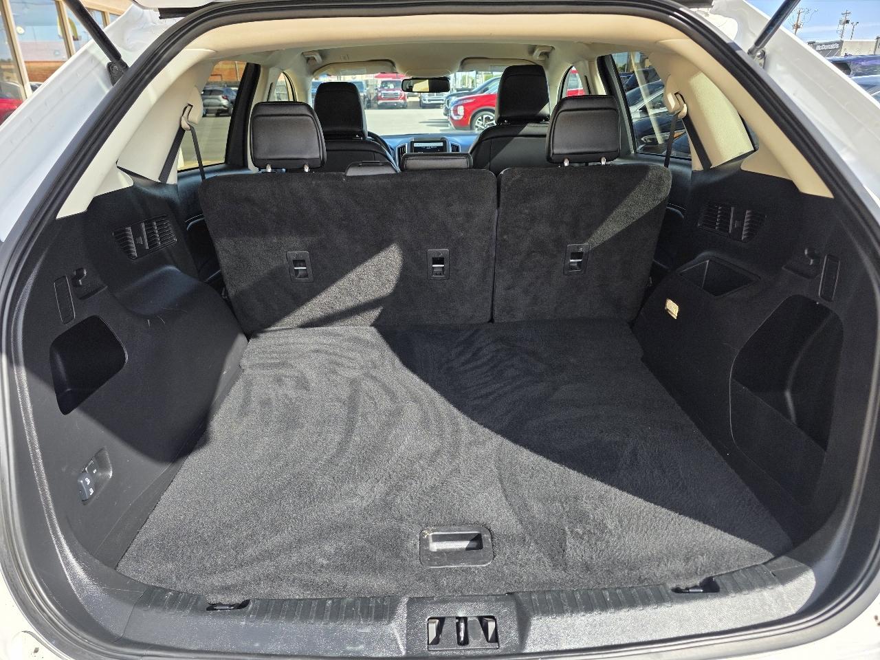 Ford Edge SEL AWD 2024