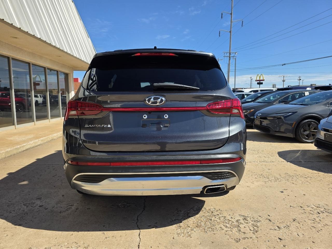 Hyundai Santa Fe SEL FWD 2023