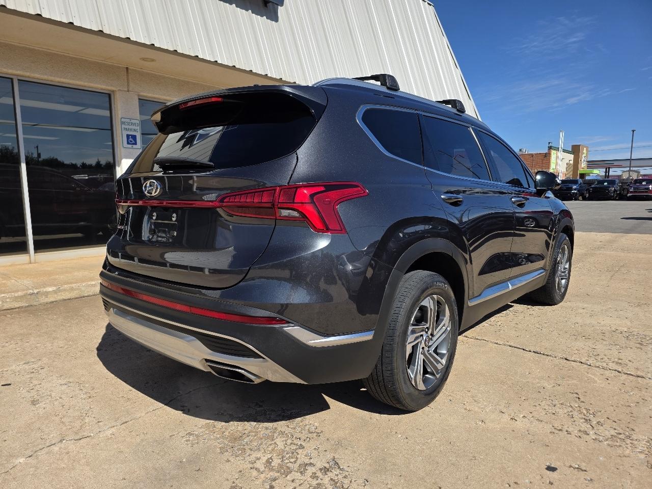Hyundai Santa Fe SEL FWD 2023