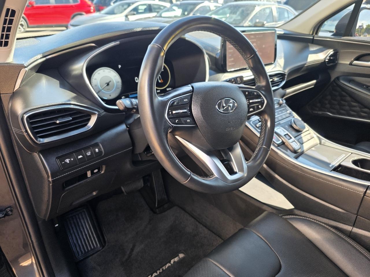 Hyundai Santa Fe SEL FWD 2023