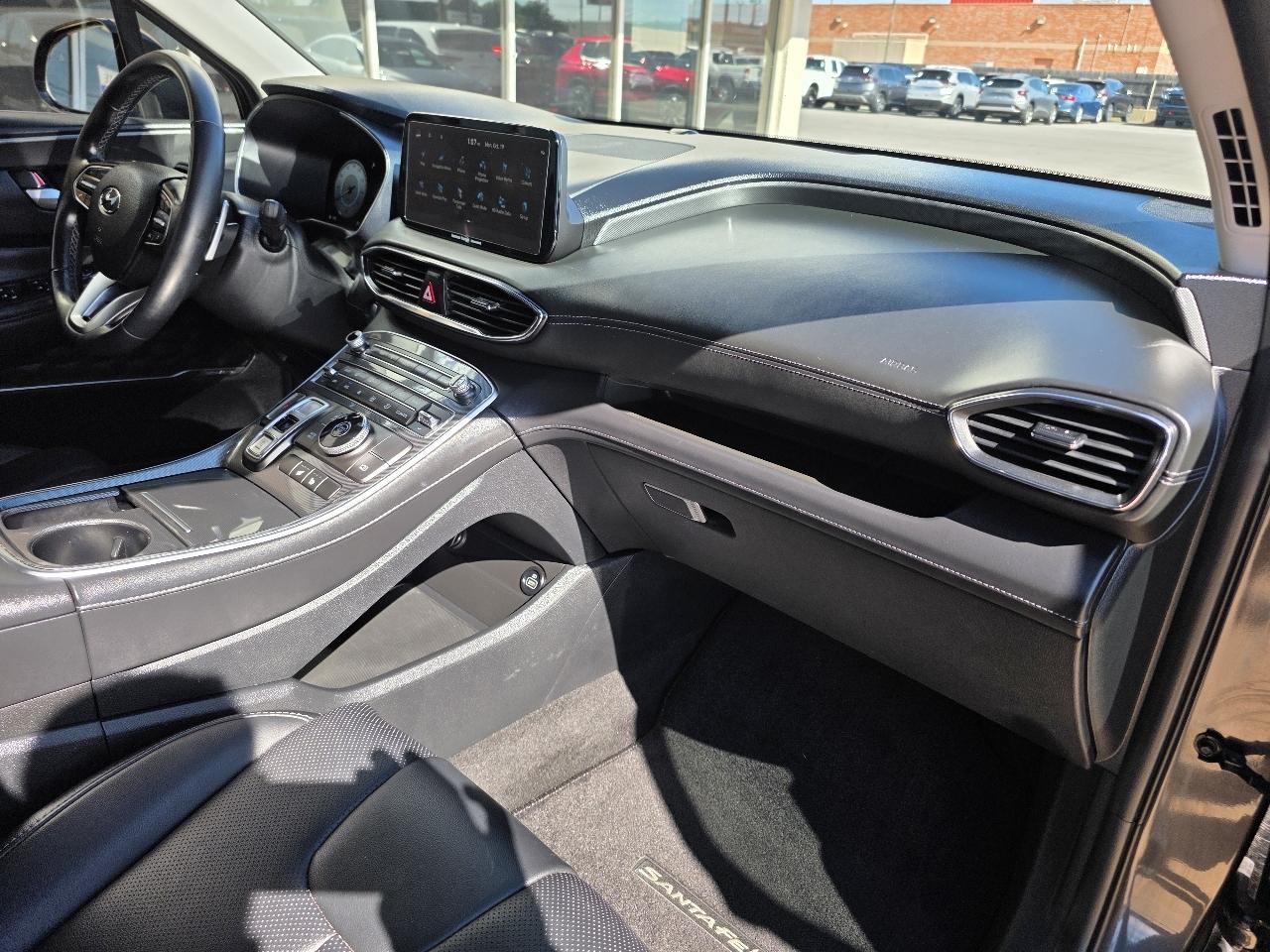Hyundai Santa Fe SEL FWD 2023