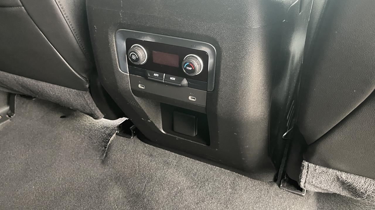 Chevrolet Tahoe 4WD 4dr Z71 2021
