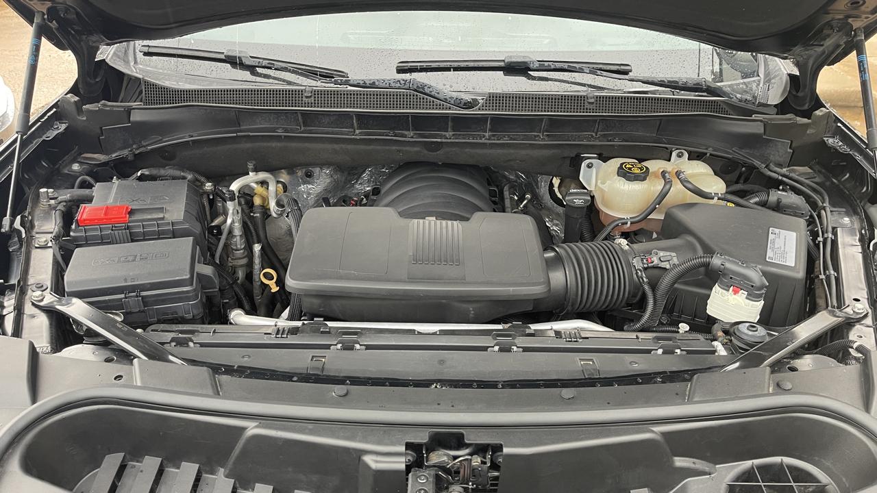 Chevrolet Tahoe 4WD 4dr Z71 2021