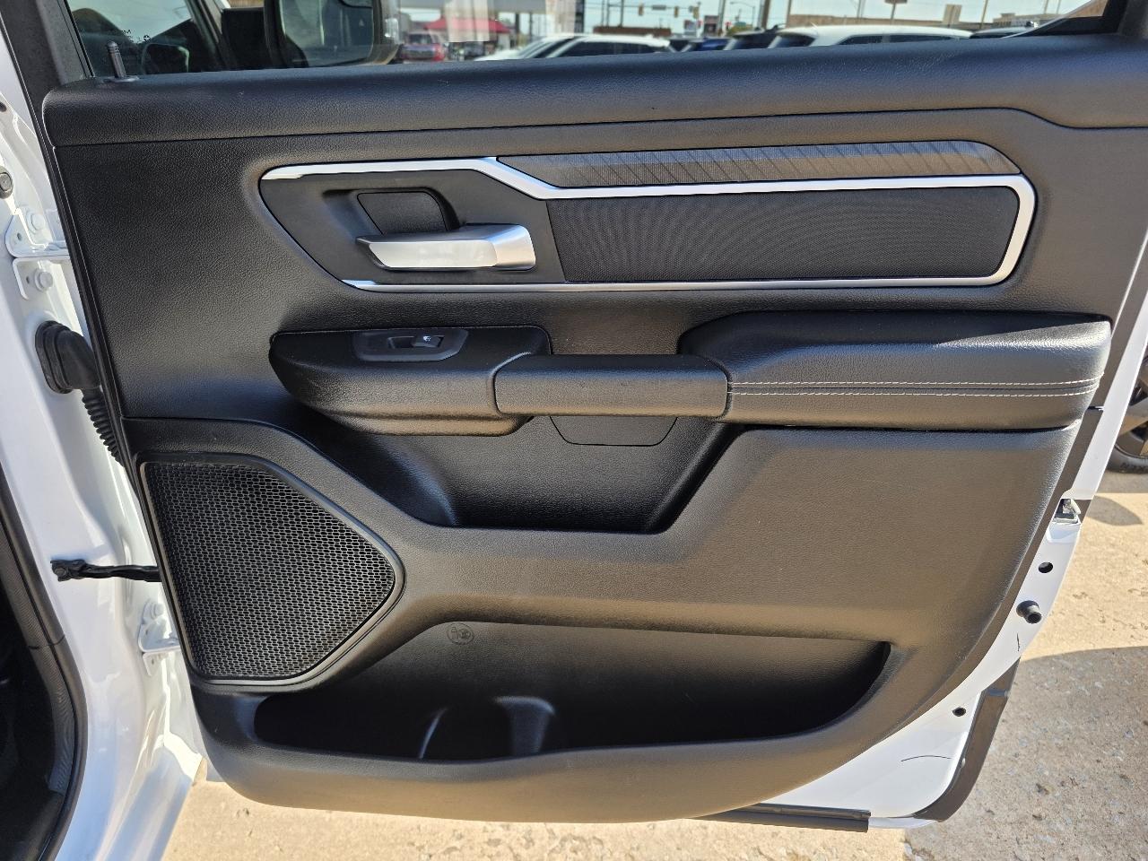 RAM 1500 Big Horn 4x4 Crew Cab 5'7" Box 2025
