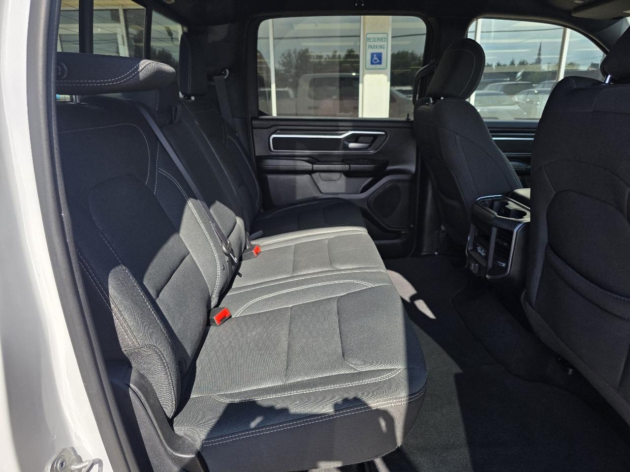 RAM 1500 Big Horn 4x4 Crew Cab 5'7" Box 2025