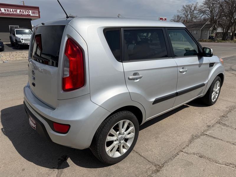 Kia Soul + 2012