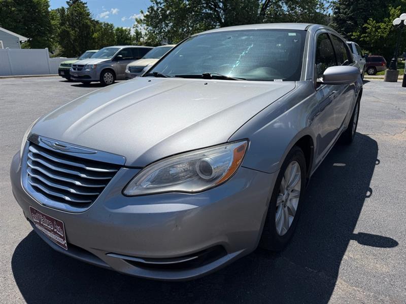 2013 Chrysler 200 Touring