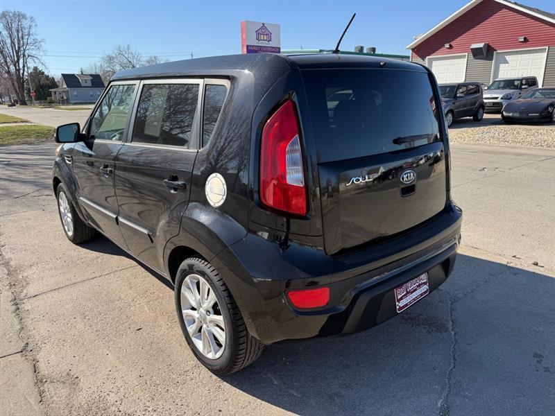 Kia Soul + 2012