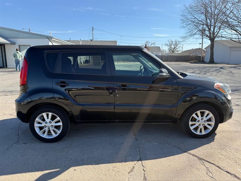 Kia Soul + 2012