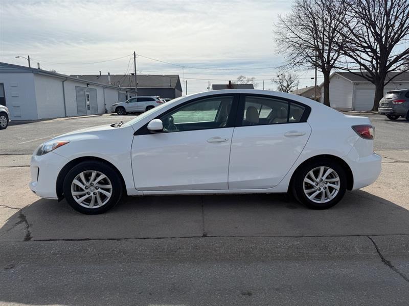 Mazda MAZDA3 i Touring 4-door 2012