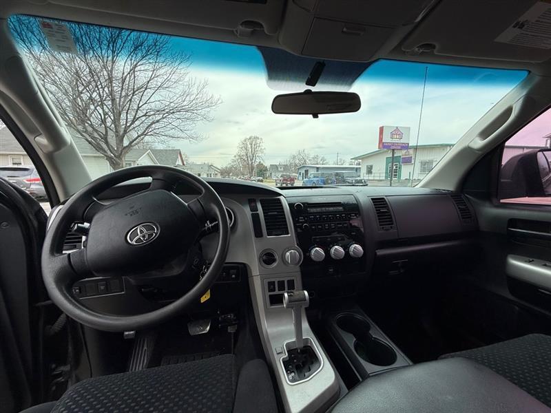 Toyota Tundra SR5 CrewMax 5.7L FFV 4WD 2009