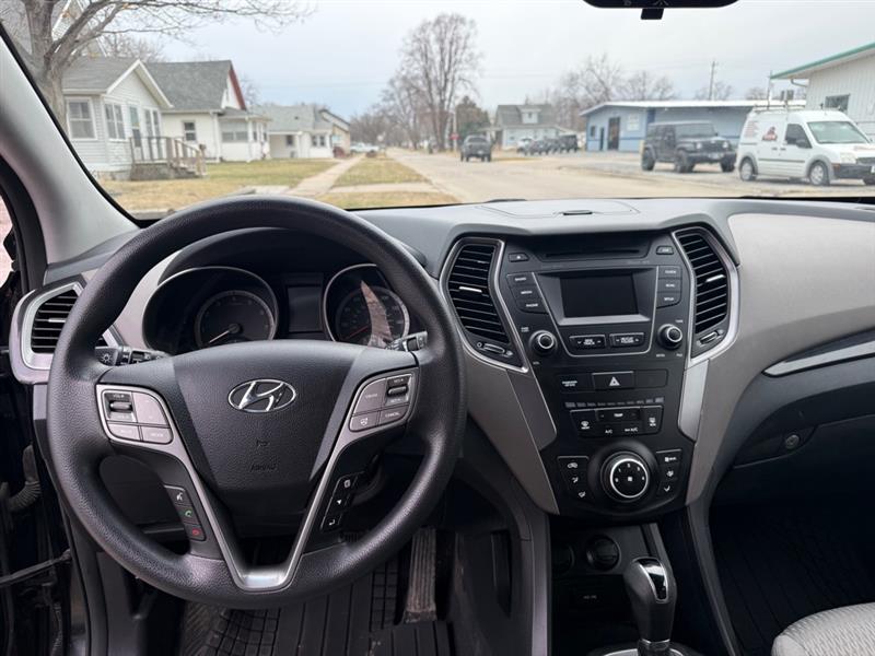 Hyundai Santa Fe SE AWD 2016