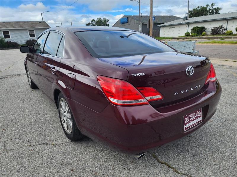 Toyota Avalon XL 2006