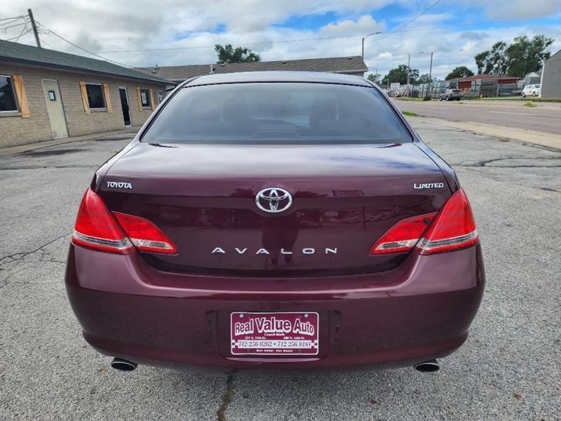 Toyota Avalon XL 2006
