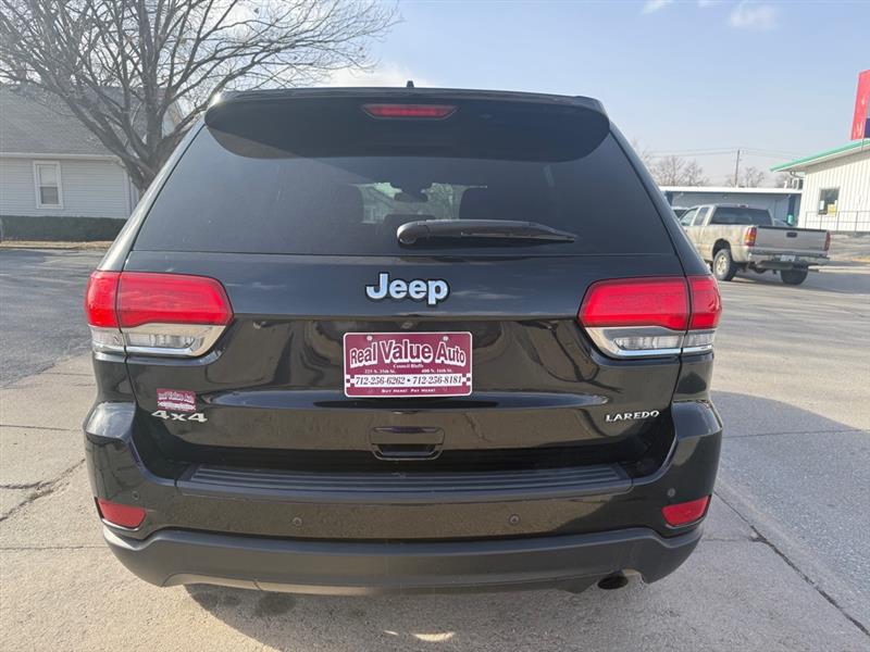 Jeep Grand Cherokee Laredo 4WD 2018
