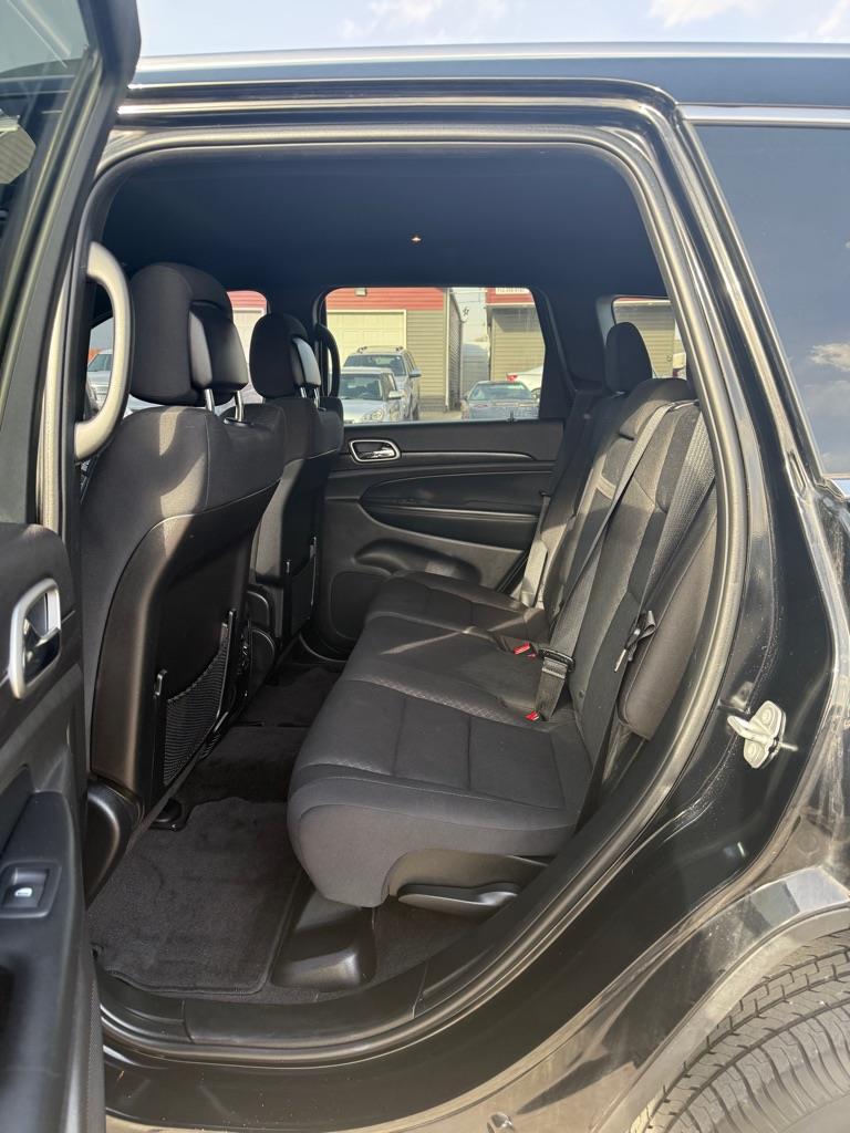 Jeep Grand Cherokee Laredo 4WD 2018