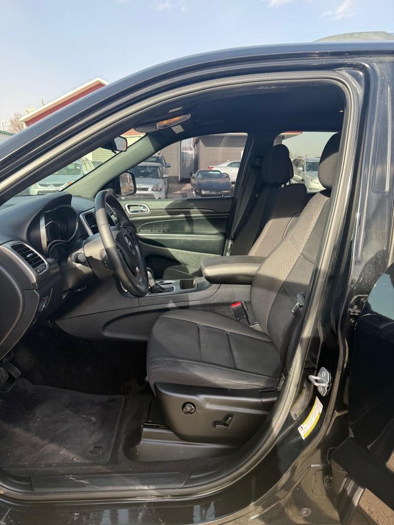 Jeep Grand Cherokee Laredo 4WD 2018