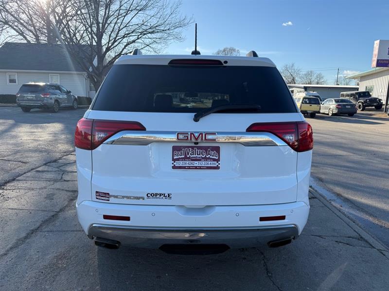 GMC Acadia Denali 2019