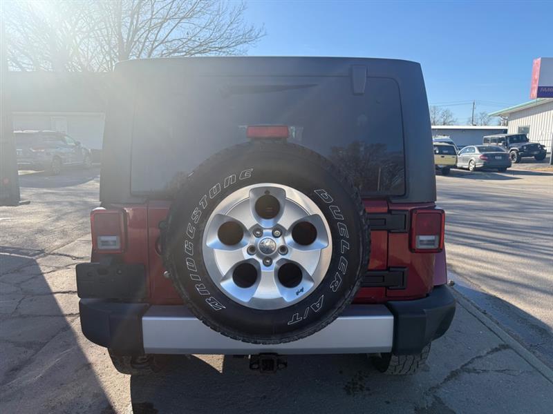 Jeep Wrangler Unlimited Sahara 4WD 2013