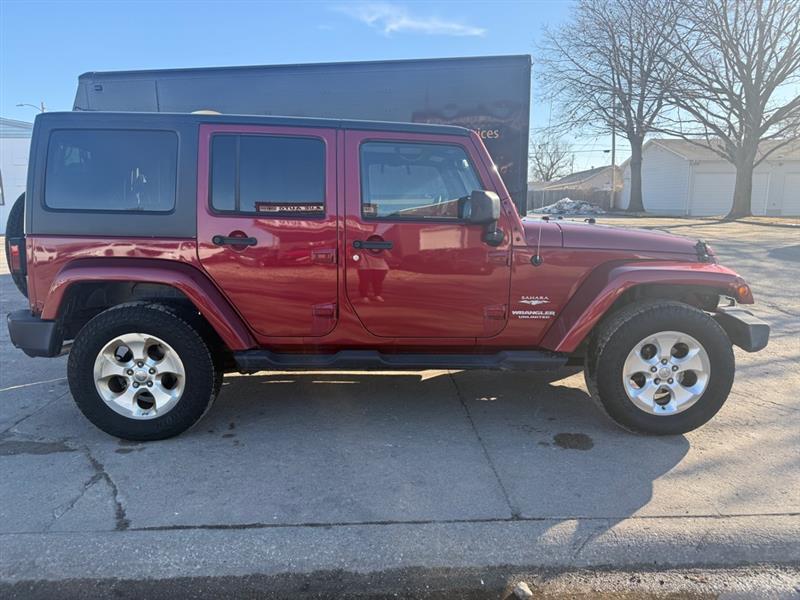 Jeep Wrangler Unlimited Sahara 4WD 2013