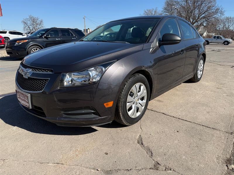 2014 Chevrolet Cruze LS Manual