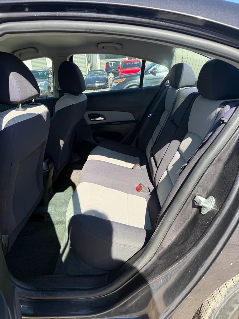 Chevrolet Cruze LS Manual 2014